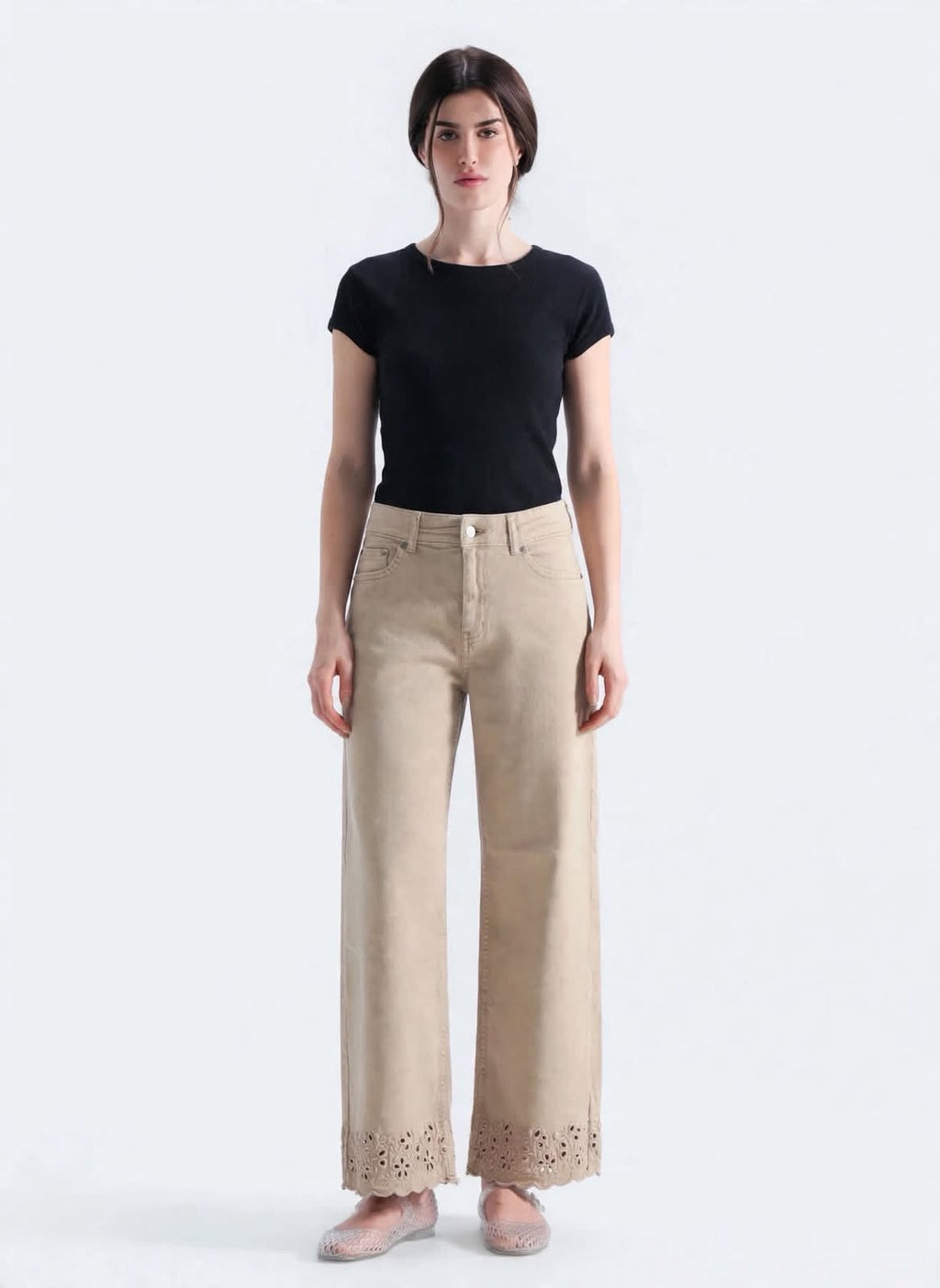 Lace Hem Wide-Leg Jeans