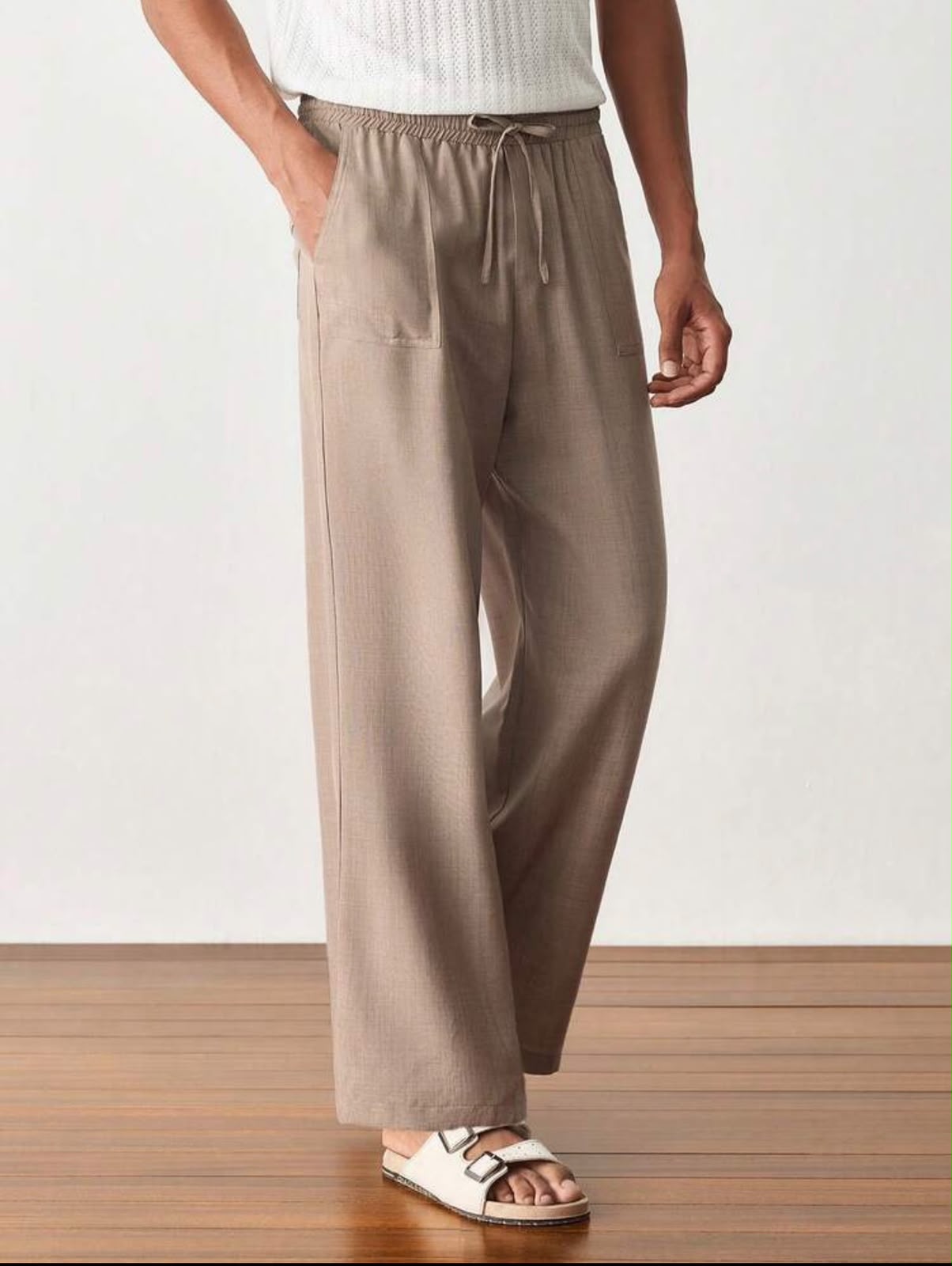 The Classic Linen Trouser